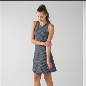 lululemon Til Dawn Dress dress size 6 black and white fit and flare